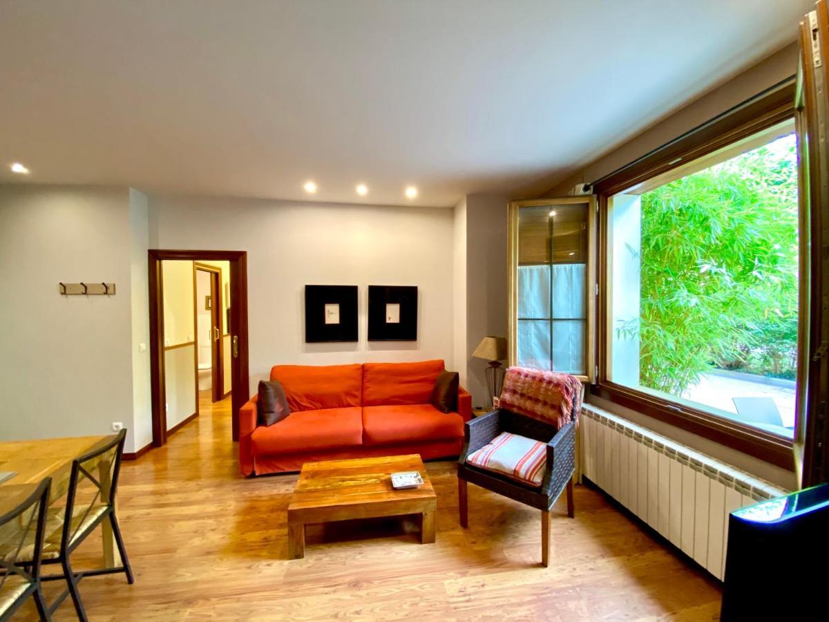 Apartamentos Turisticos Ezcaray Exterior photo