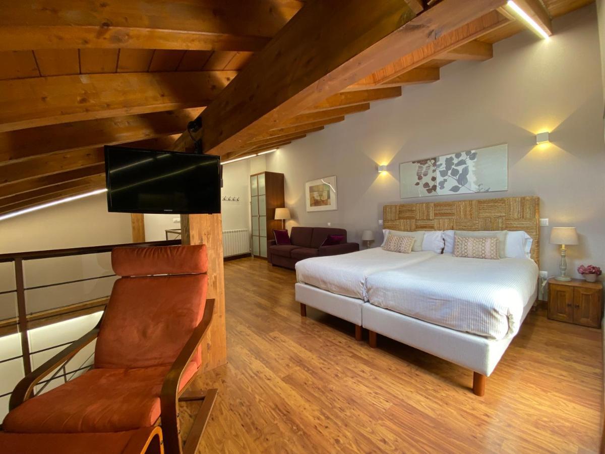 Apartamentos Turisticos Ezcaray Exterior photo